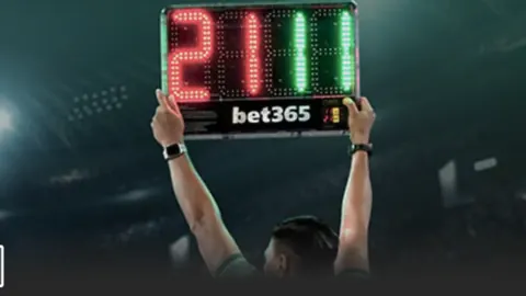 佩德里展望：期待巴萨赛季夺三冠，欧冠战皇马在即